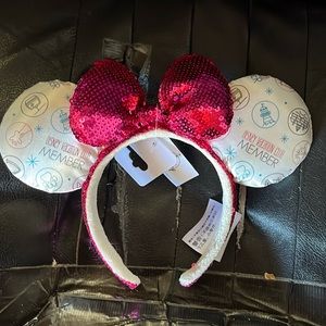 Disney vacation club member ears NWT
